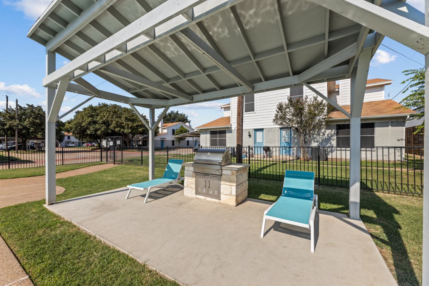 Hampton Townhomes Image 4