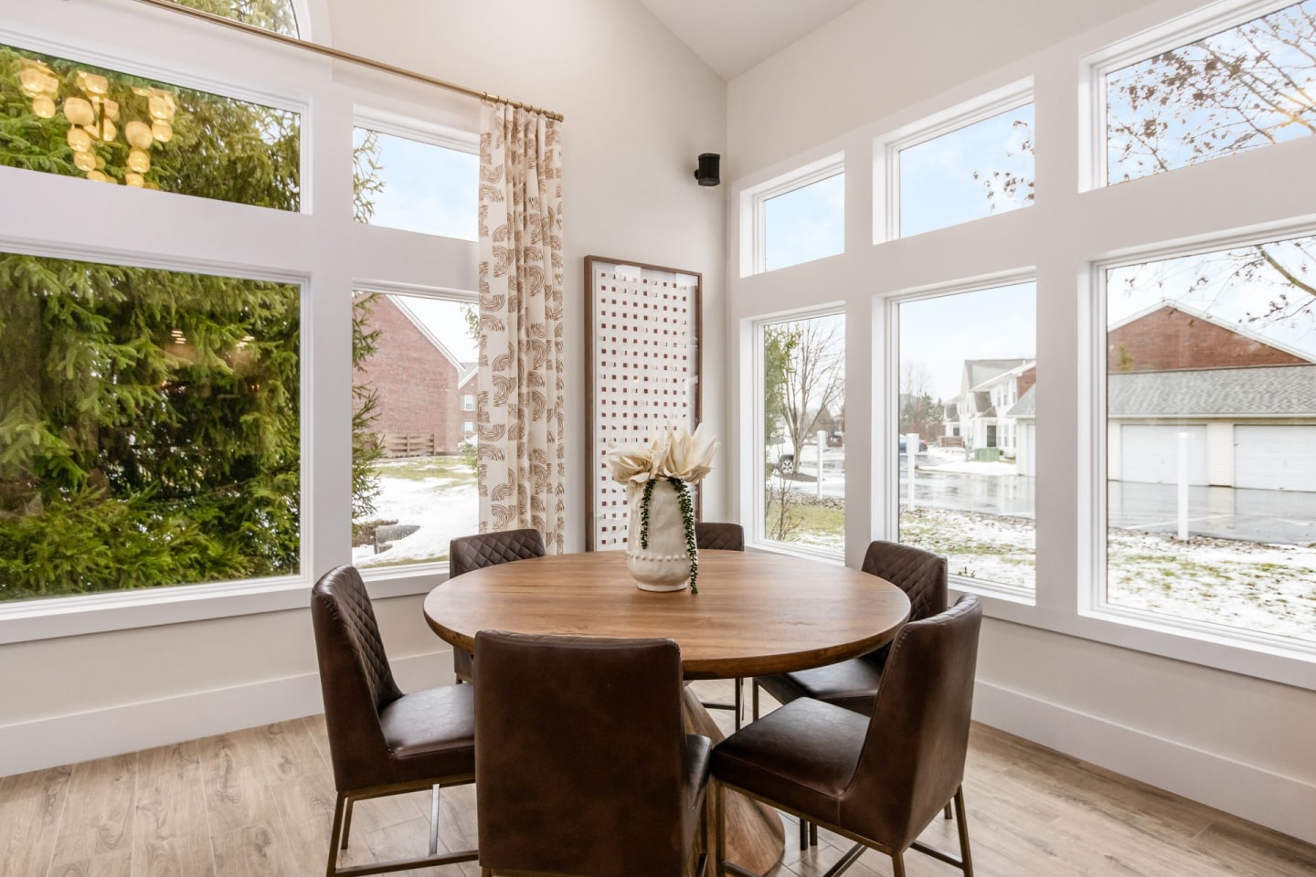 Summerview Apartments Image 12