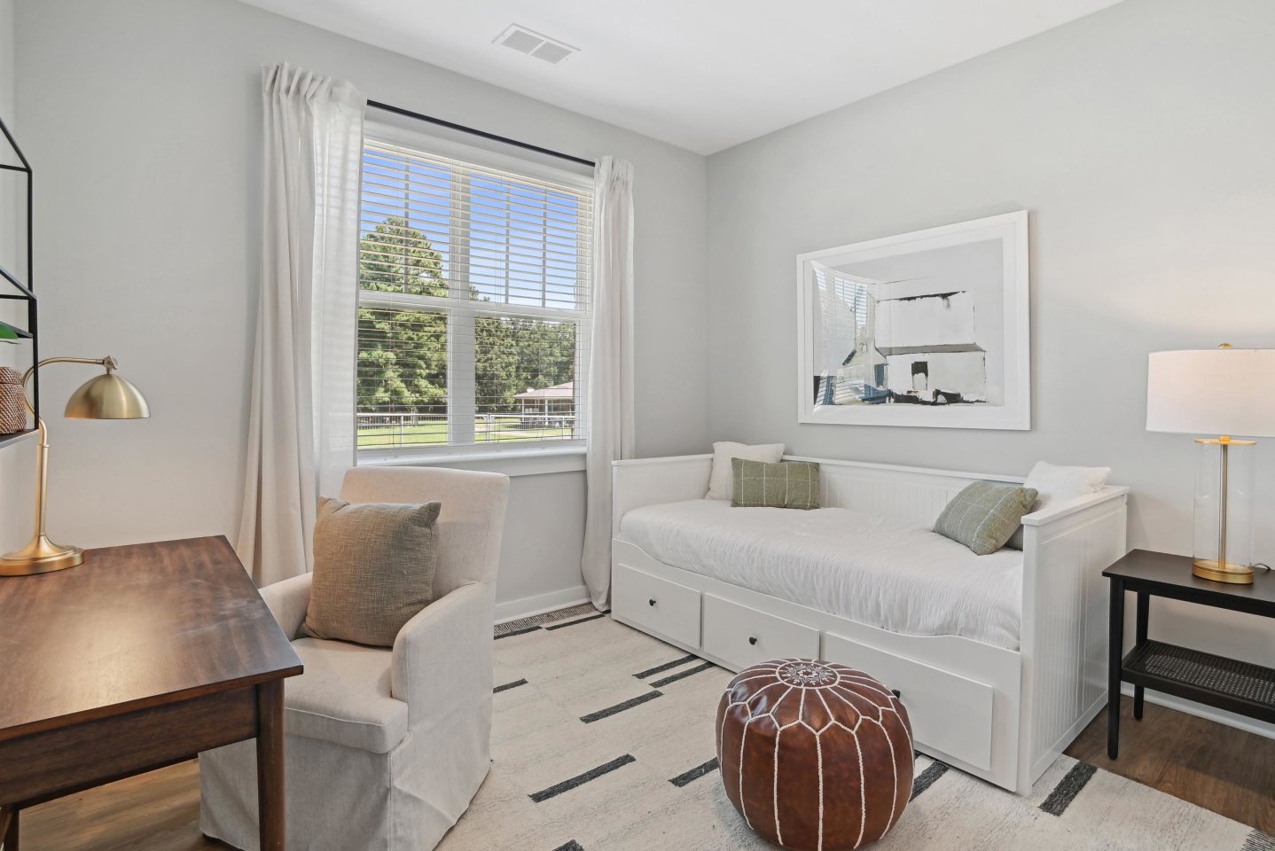 Zora University Townhomes Image 26
