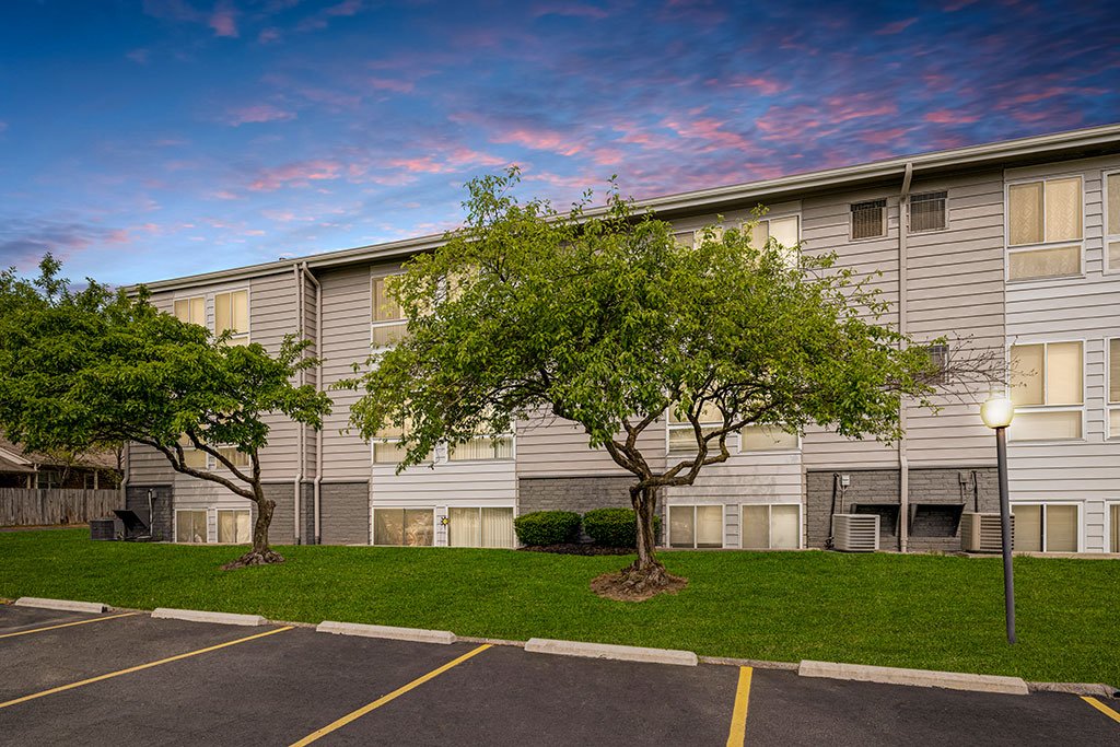 Rosehill Plaza Image 13