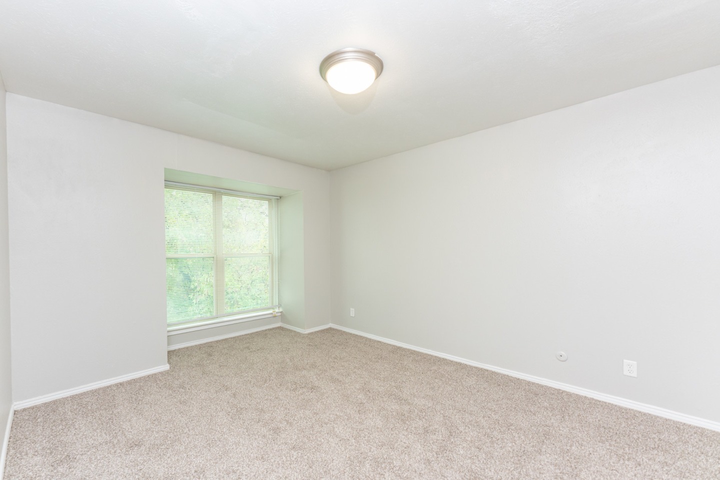 Mill House Apartments Image 18
