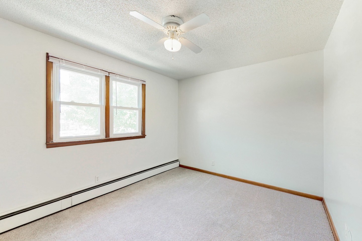 Plaza Manor Image 31