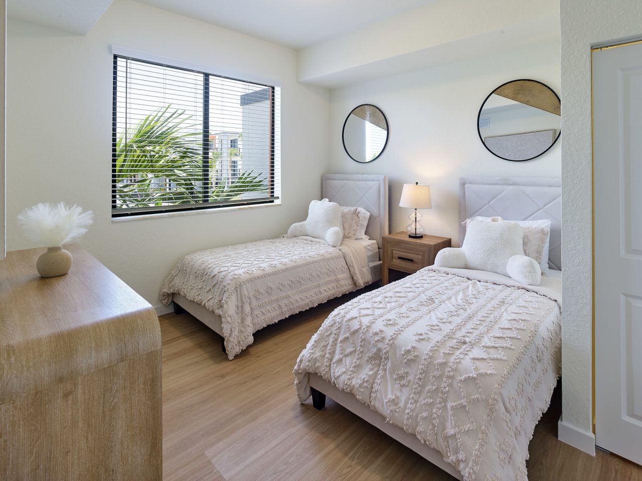 Gateway Luxury Apartments Image 18