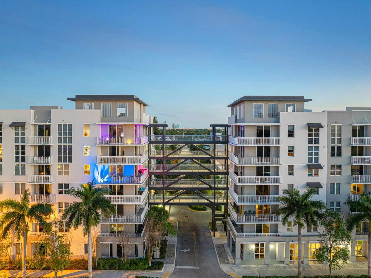 1640 Victoria Park Apartments Image 35