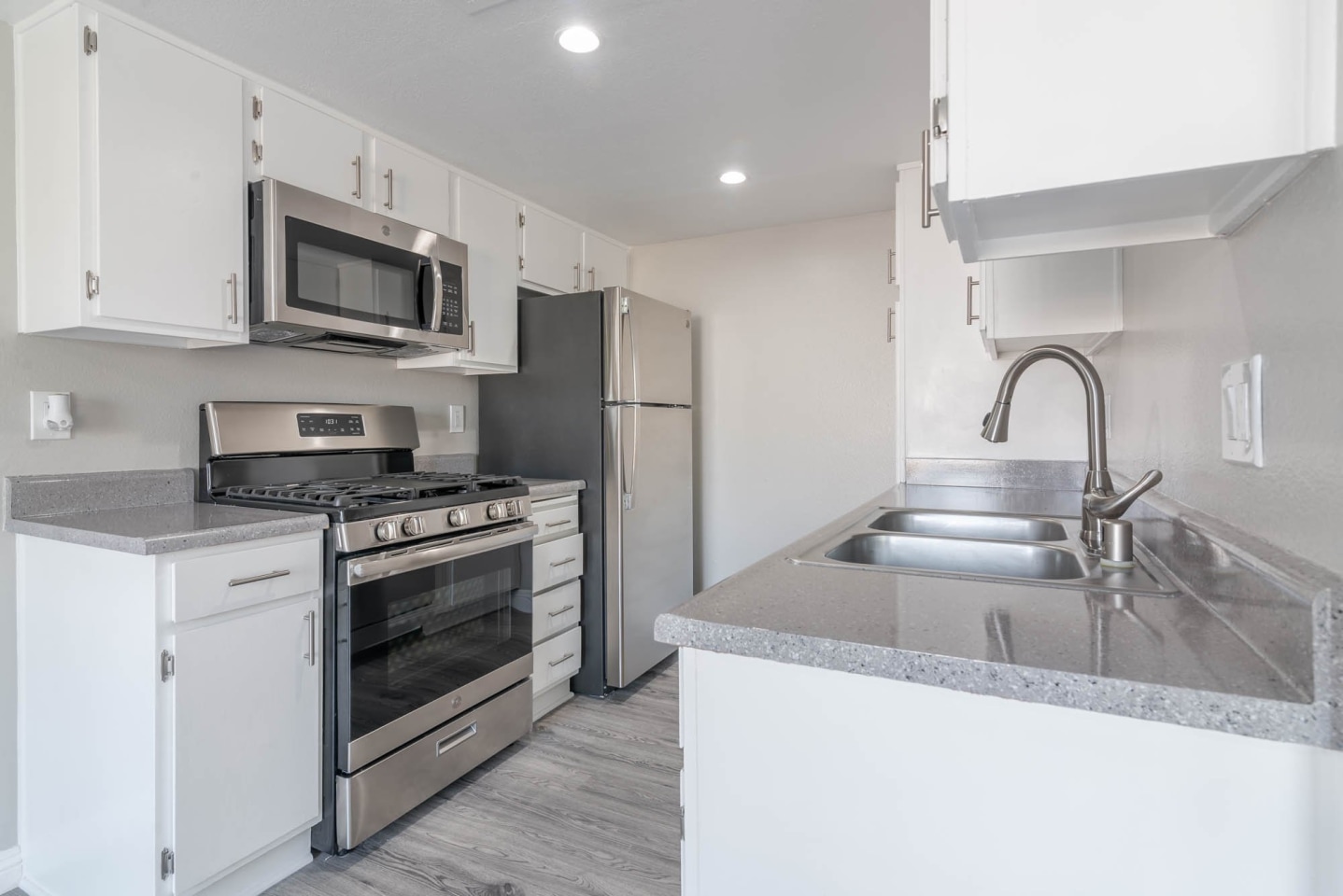 Citrus Grove Apartments Image 16