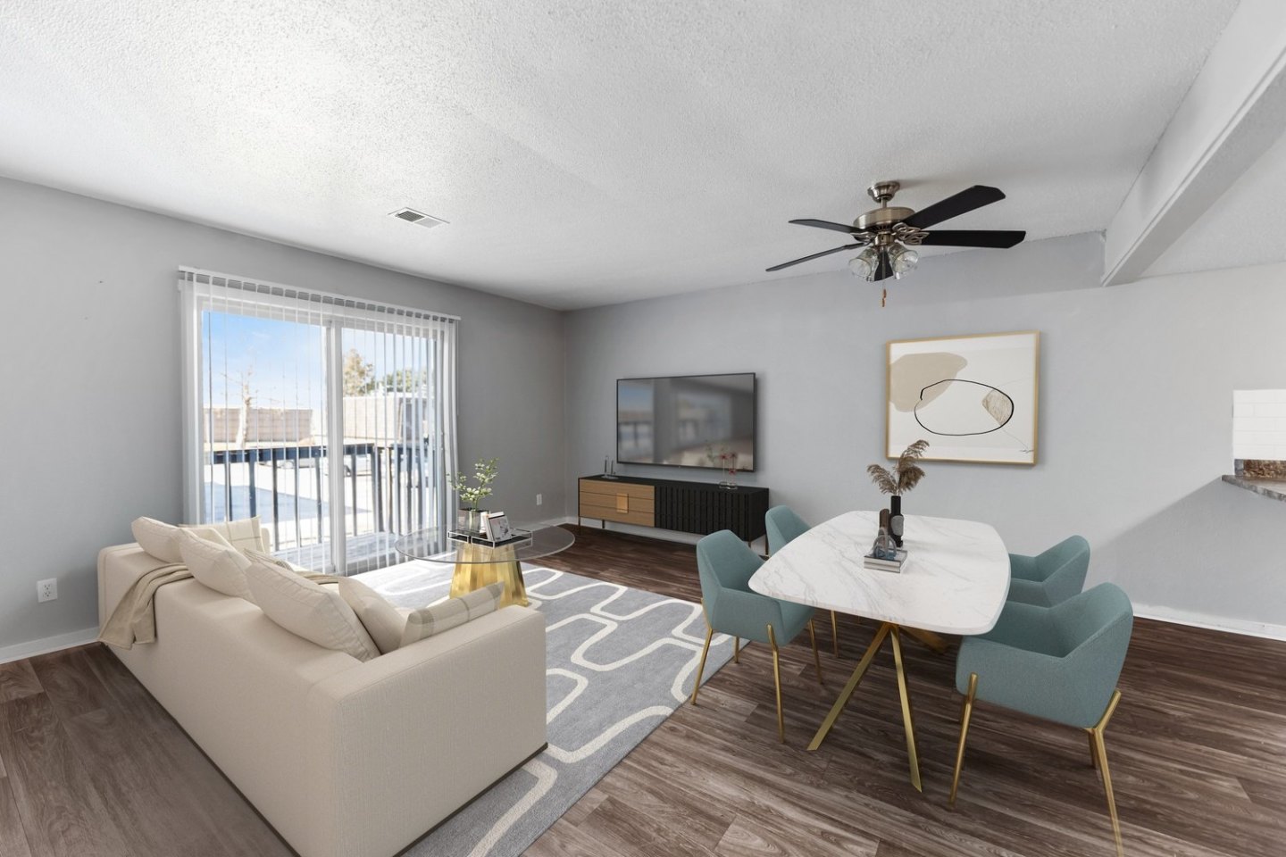 Treetop Lodge Apartments Image 6