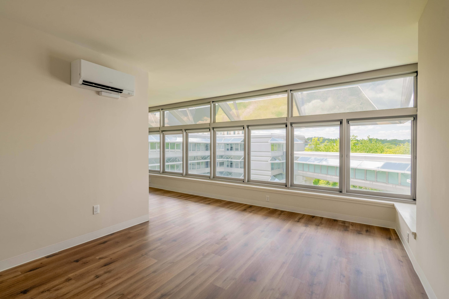 Residences at The Summit Image 25