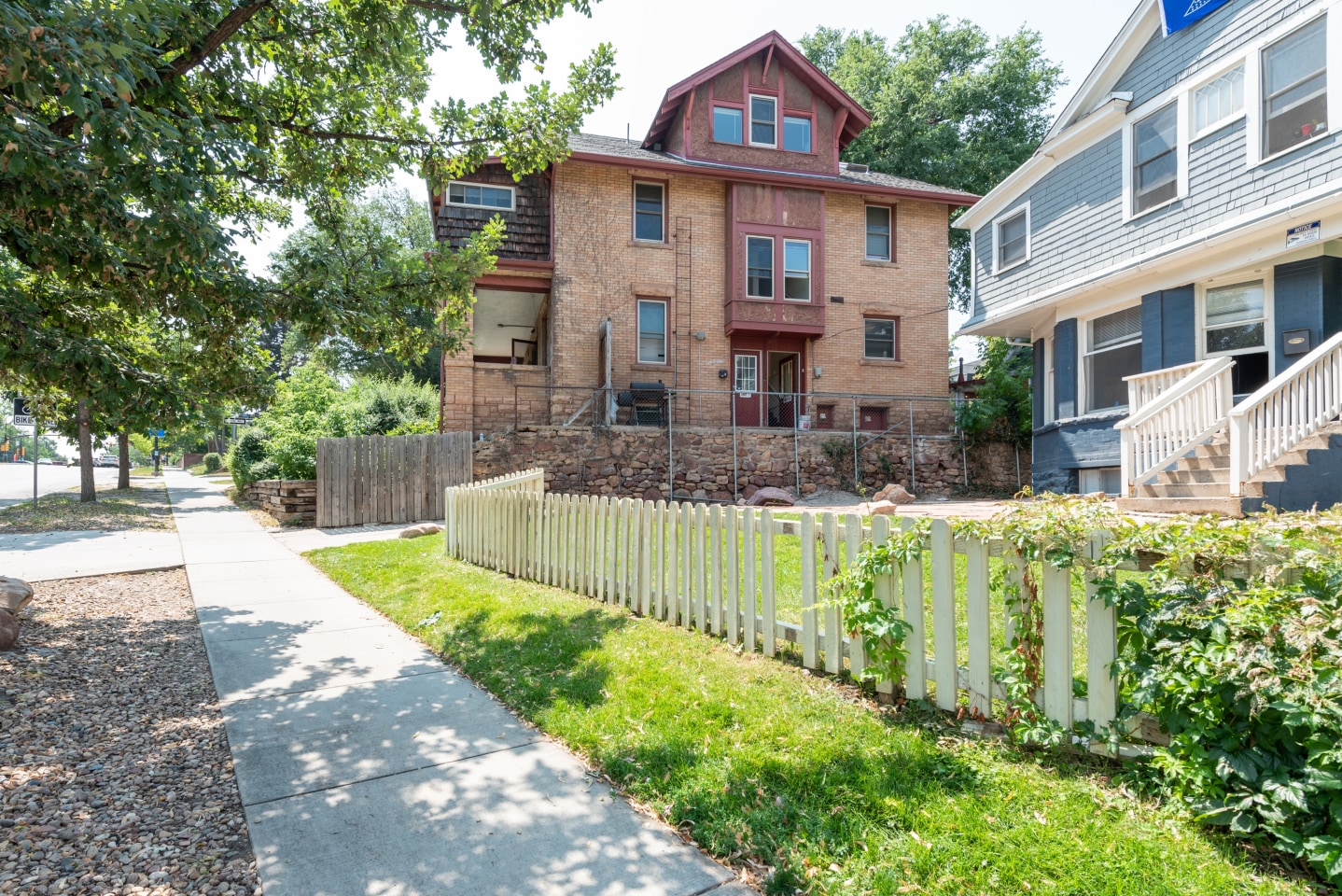 1501 Broadway St Image 1