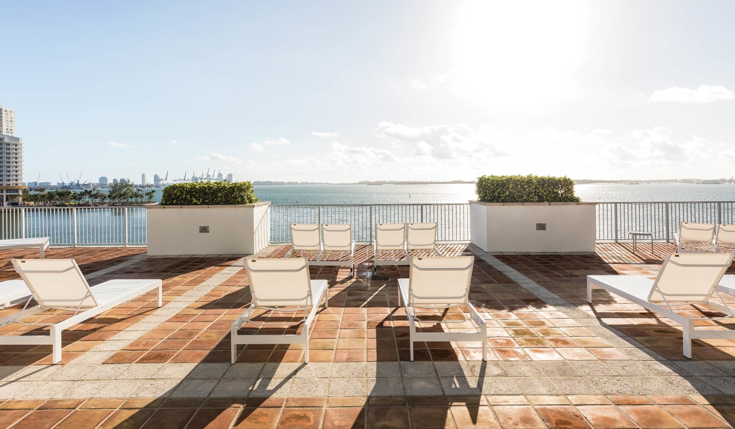 Yacht Club at Brickell Apartments Image 16