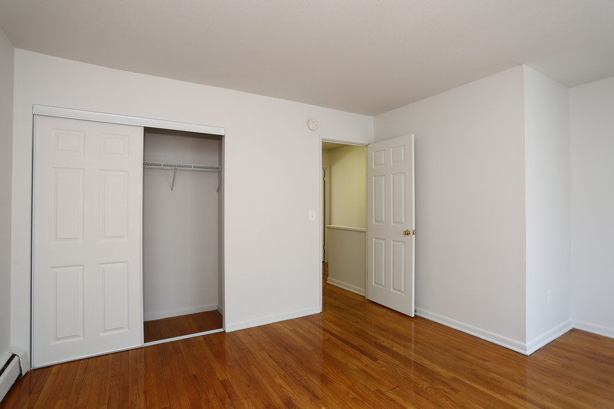 Meadoway Gardens Image 19