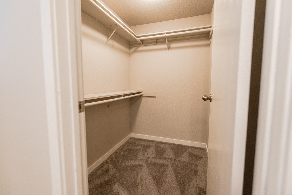 Cambridge Apartments Image 10