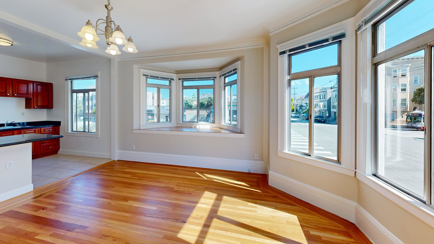 411 15th Avenue Image 2