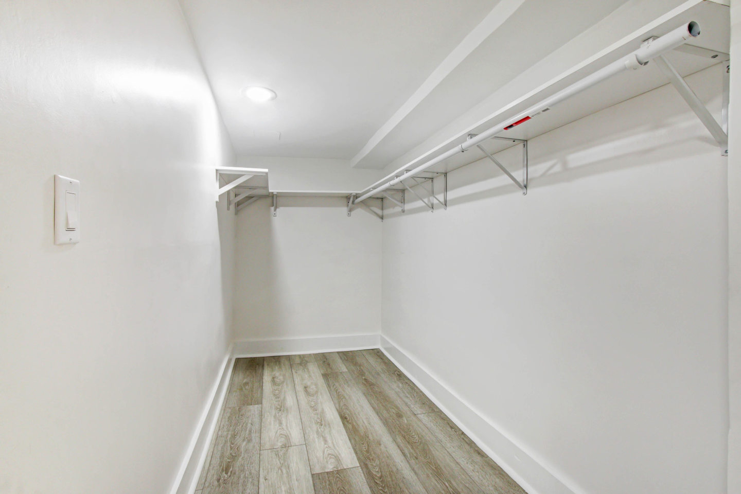 300 San Juan Avenue Image 6