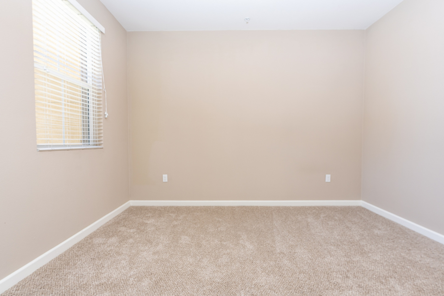 La Verne Village Luxury Apartment Homes Image 42