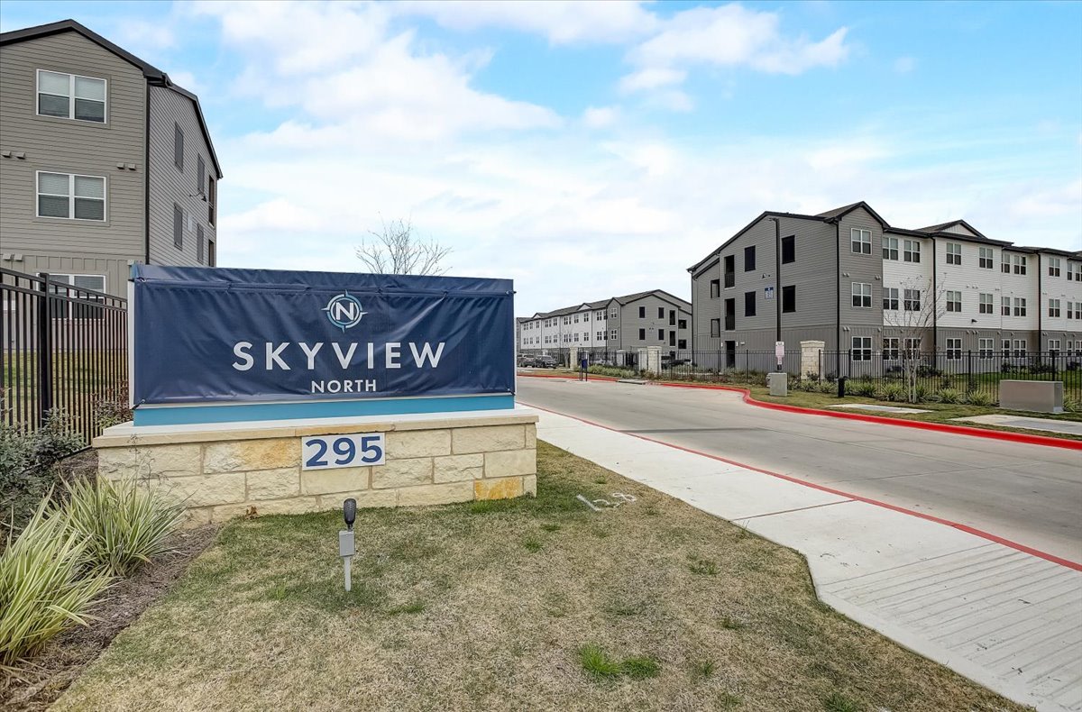 Skyview North Image 33