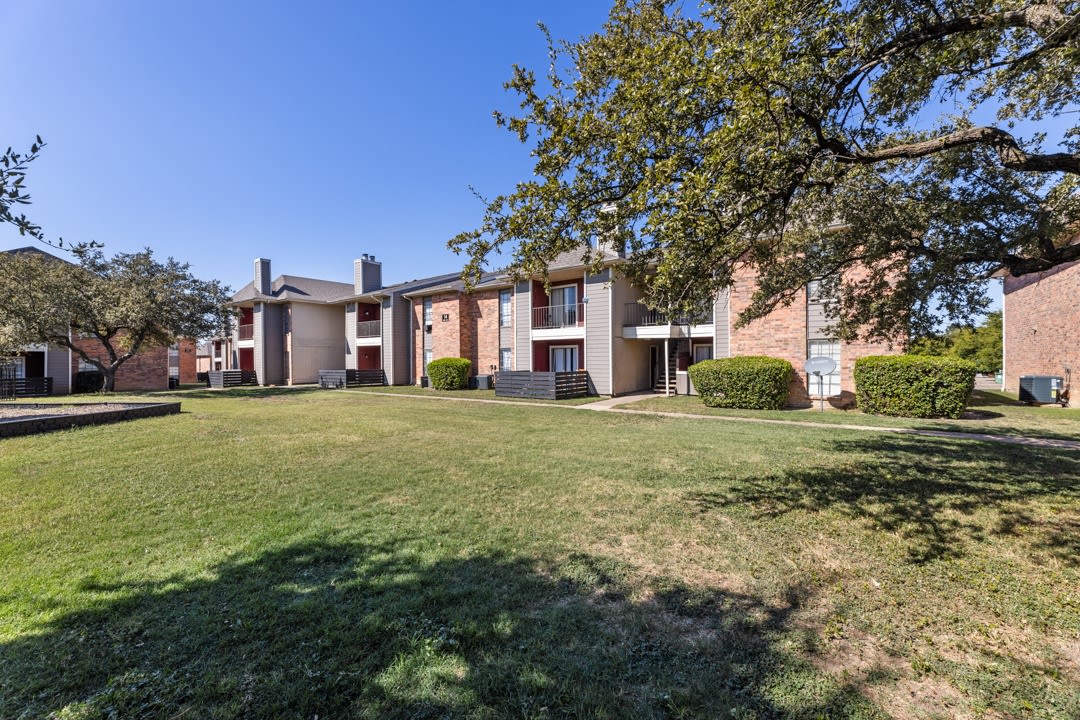 Regal Crossing Apartments Image 12