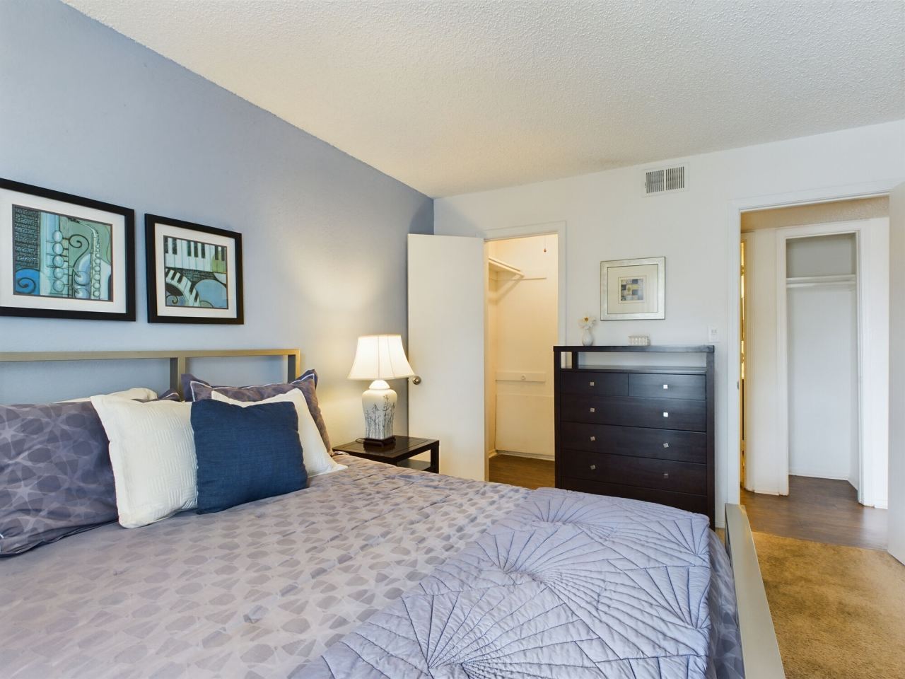 Raintree Apartments Image 24