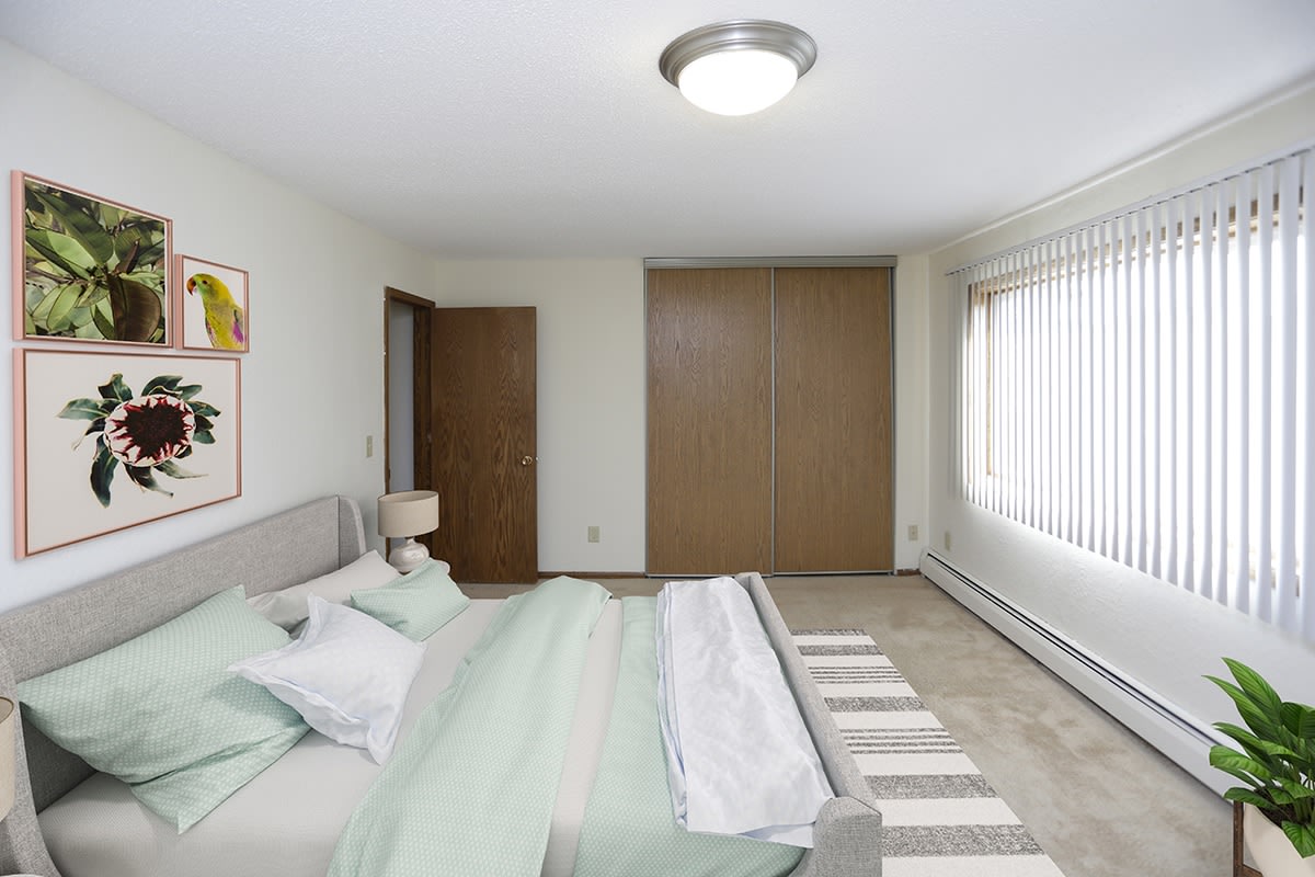 Plymouth Pointe Image 9