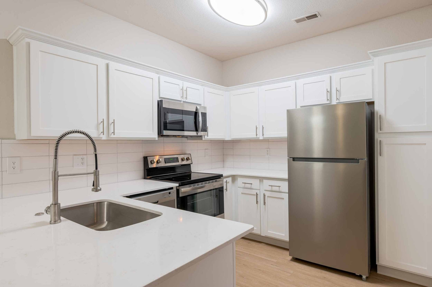 Devonshire Apartments Image 1