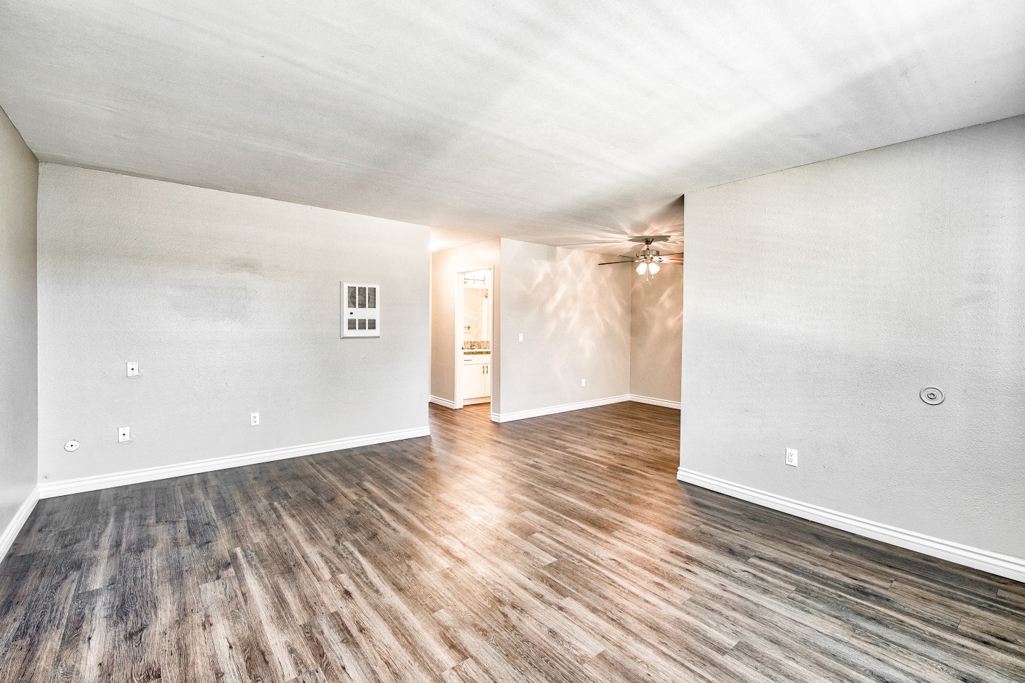 Monterey Apartments Image 15