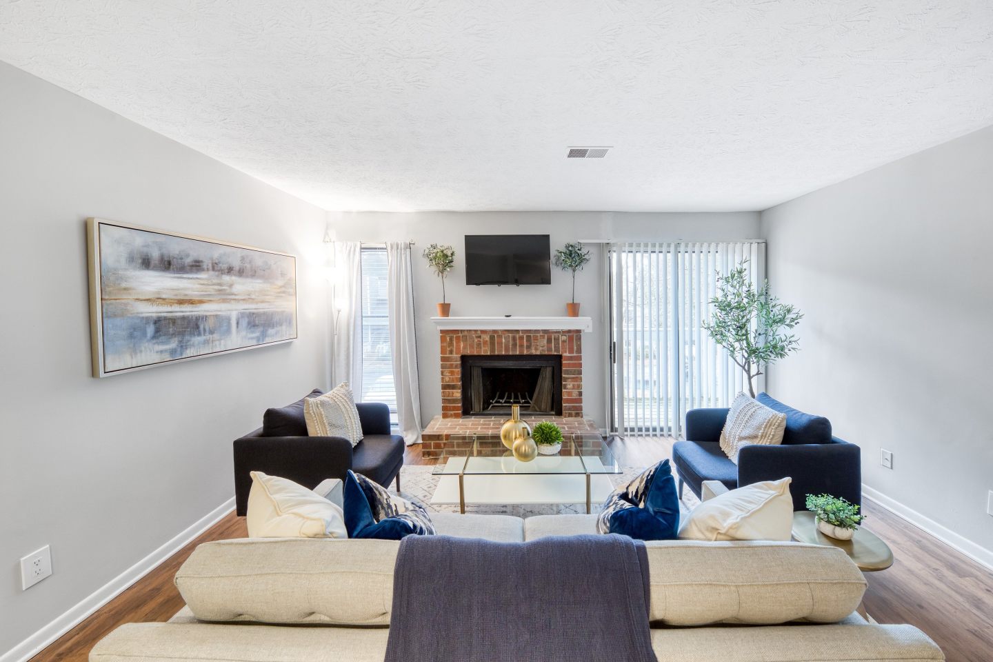 Midwood Gardens Apartments Image 3