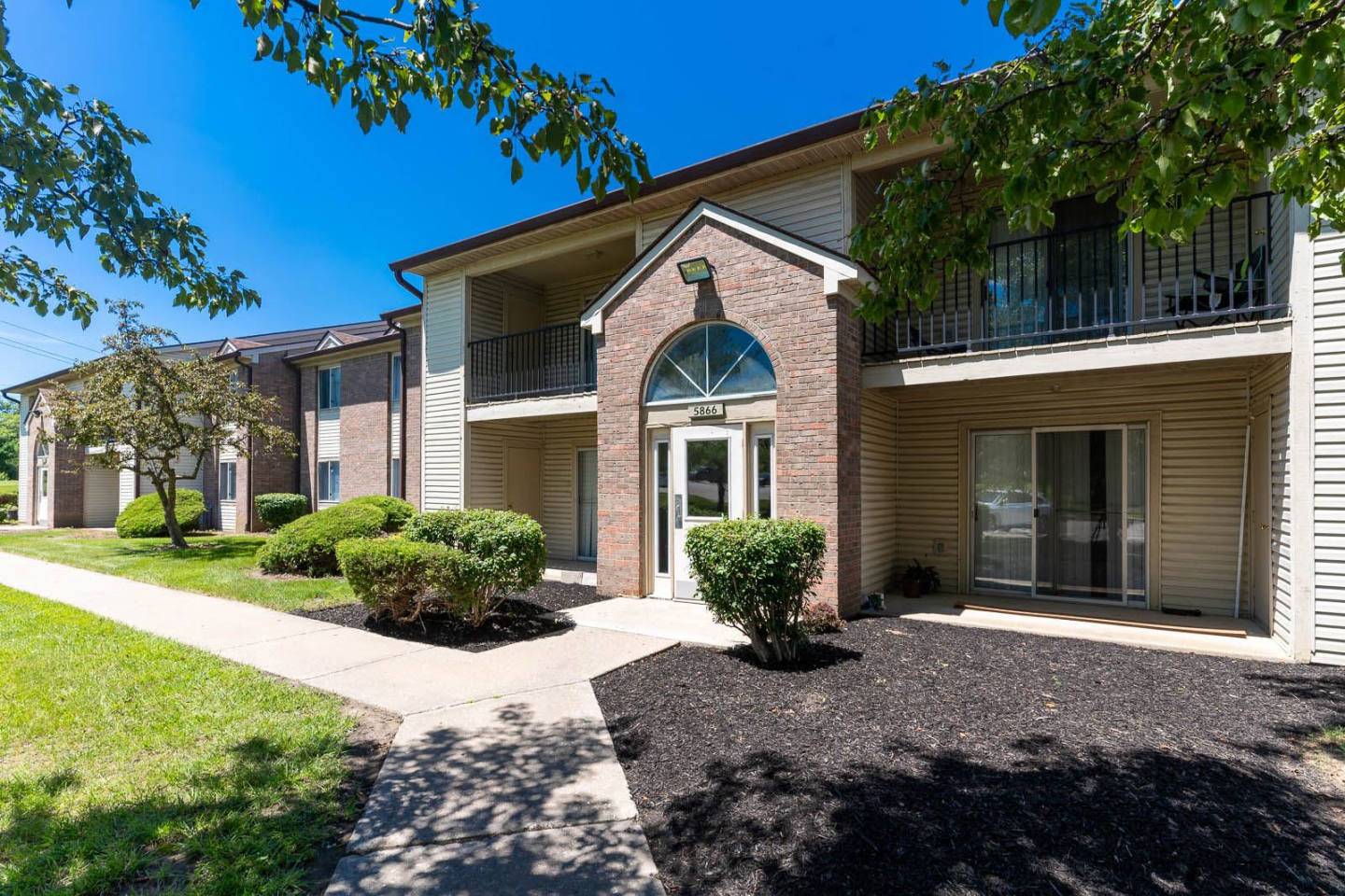 Creekside Square I & II Image 21