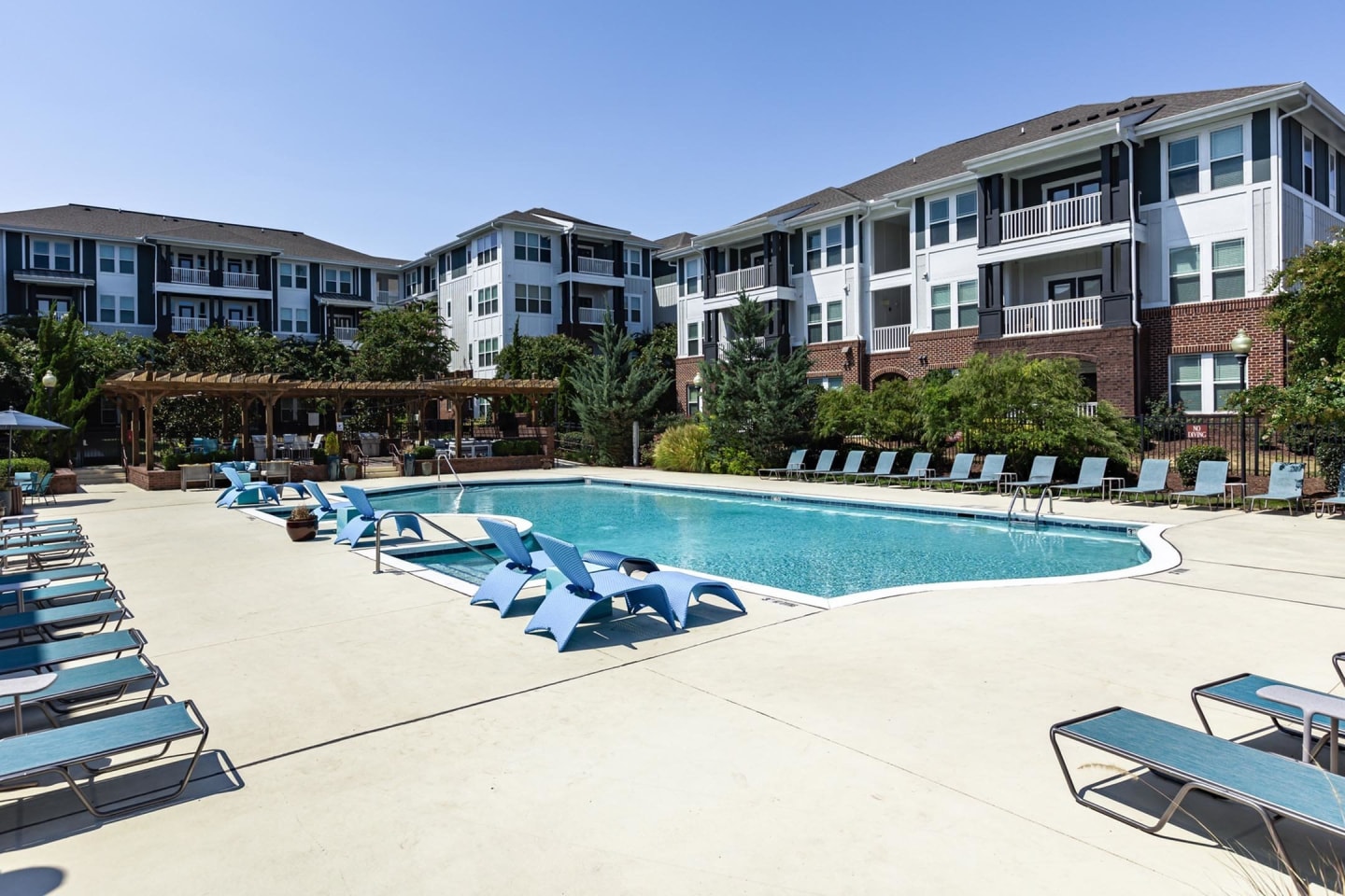 Creekstone at RTP Apartments Image 13