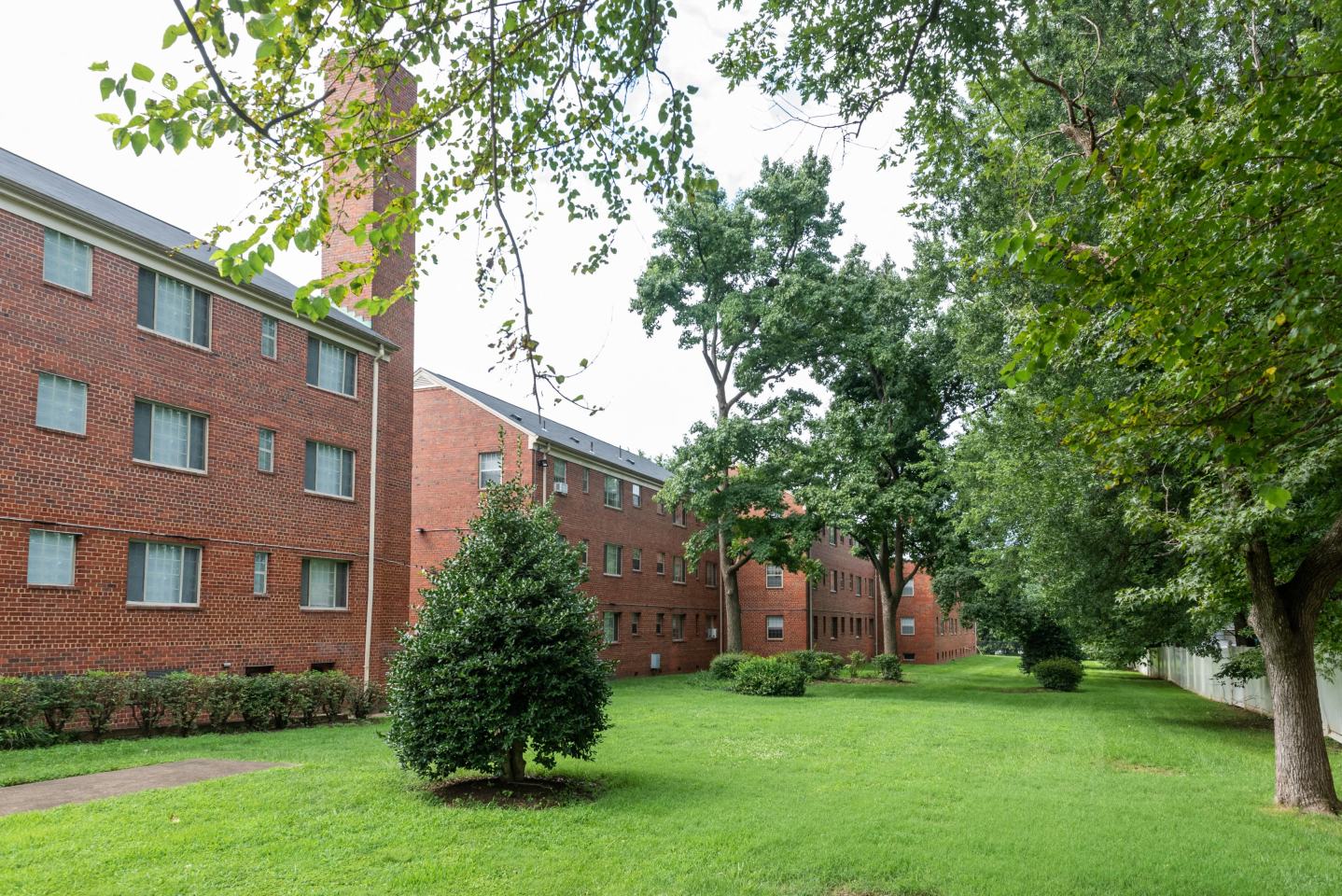 Hamilton Manor - Affordable Housing Image 11