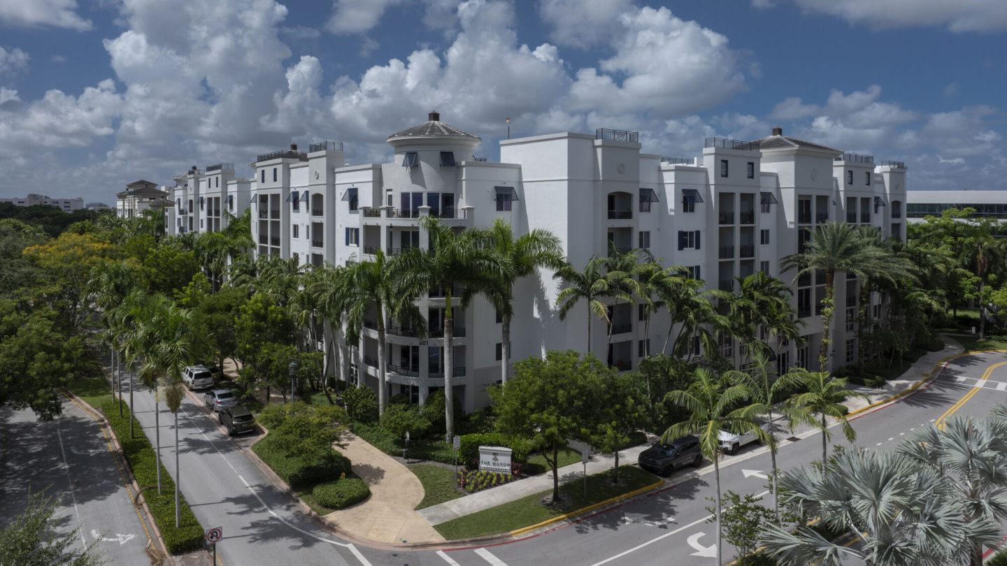 The Manor in Plantation Image 31