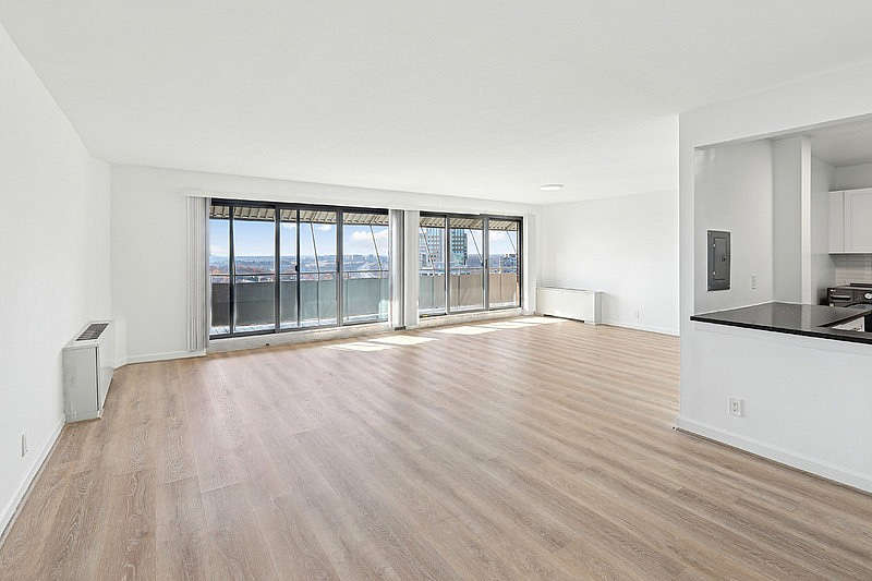 Stratford at Southern Towers Image 19