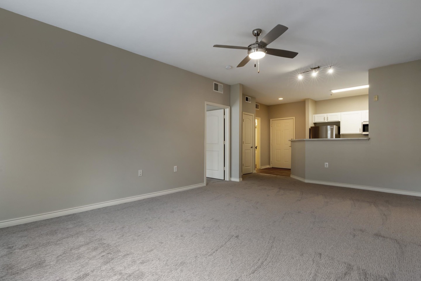 Oak View of Sonoma Hills Apartments Image 11