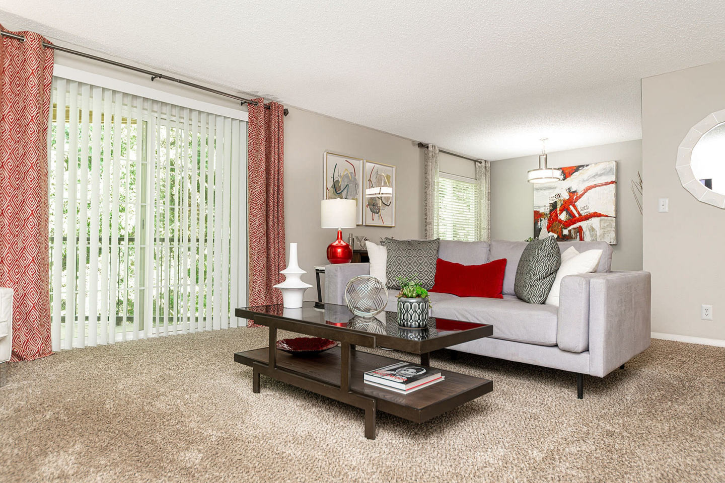 Hudson on the Greenway Apartments Image 5