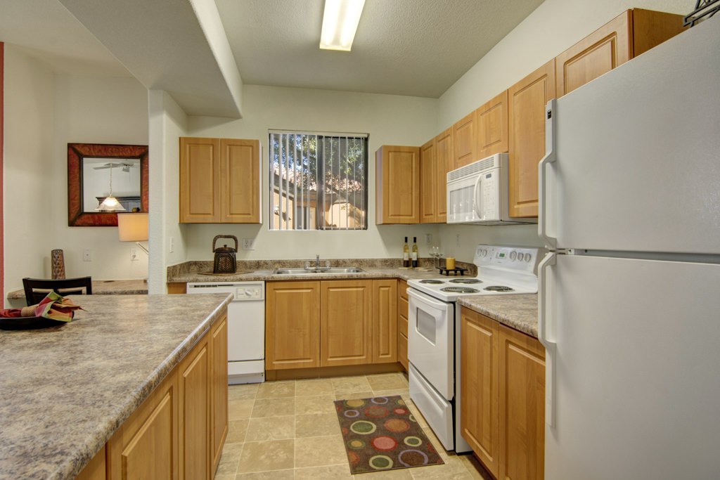 Arezzo Apartment Homes Image 3