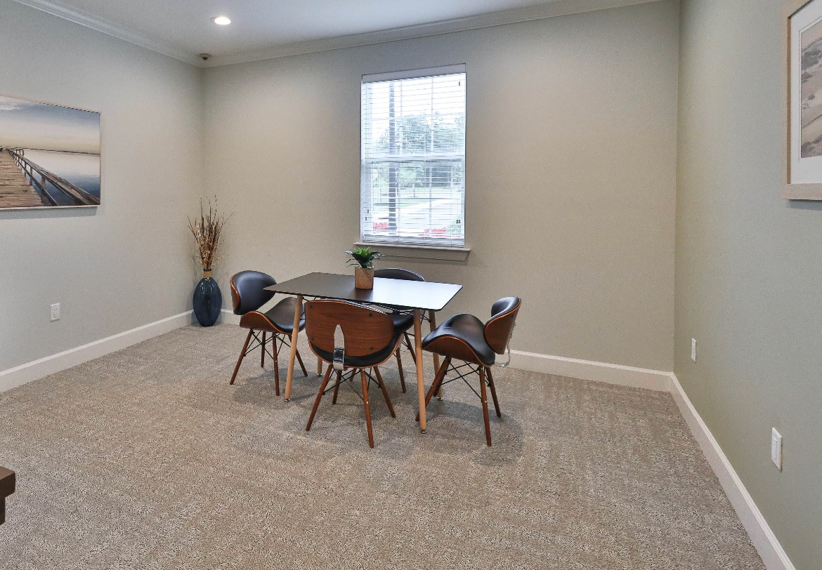 The Residences at Harbor Landing Image 22