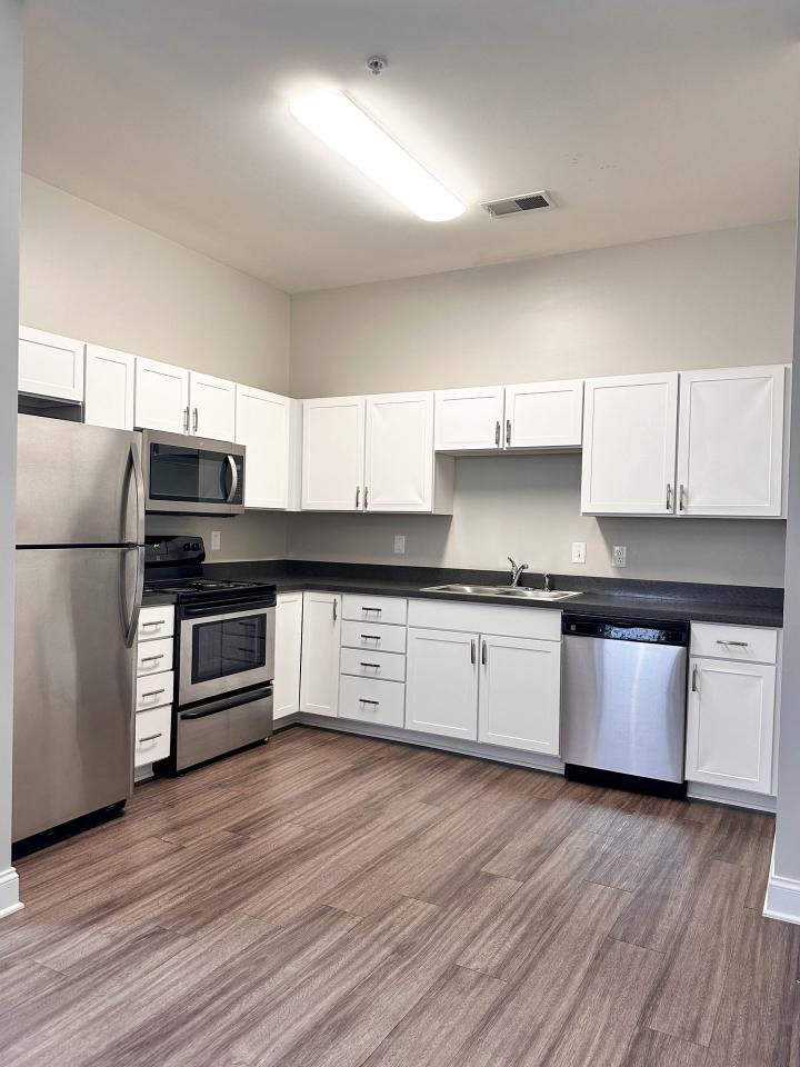 Emhardt Apartments Image 2