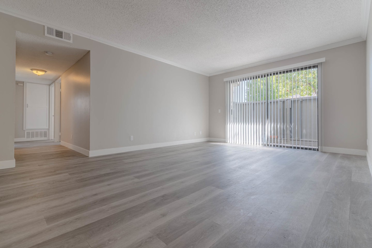 Shoreline Apartments Image 19