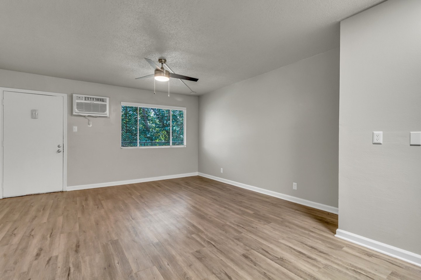 410 Heights Image 5