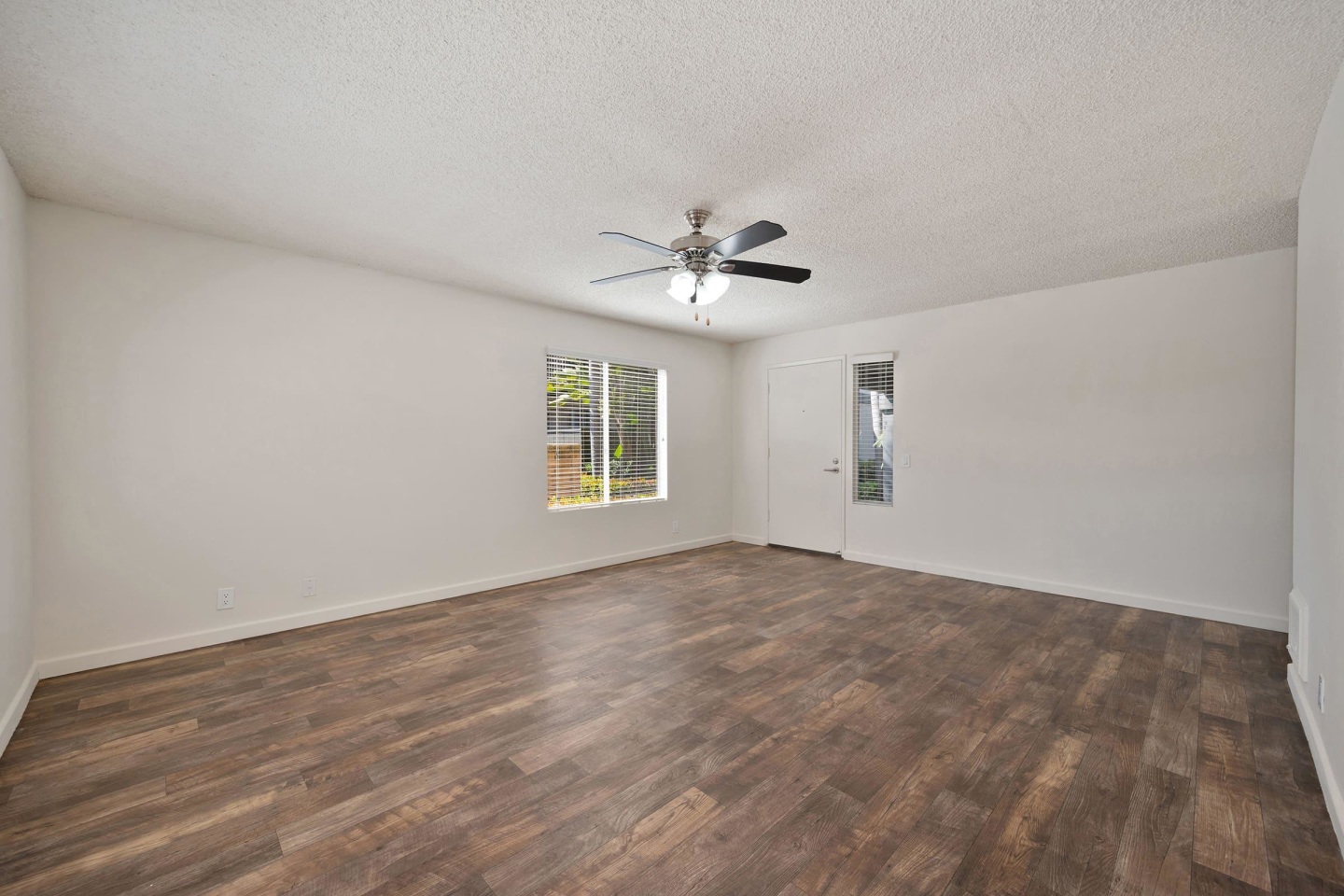 Elan Tamarack Shores Image 19