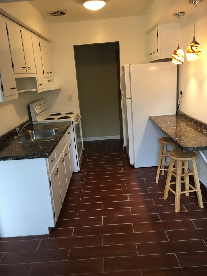 Emerald Village Apartments Image 2