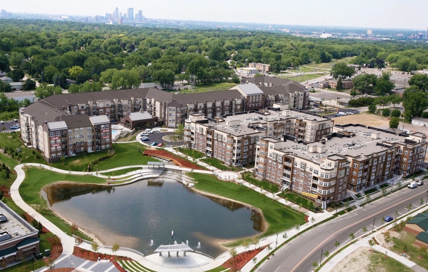 The Landings at Silver Lake Village Image 48