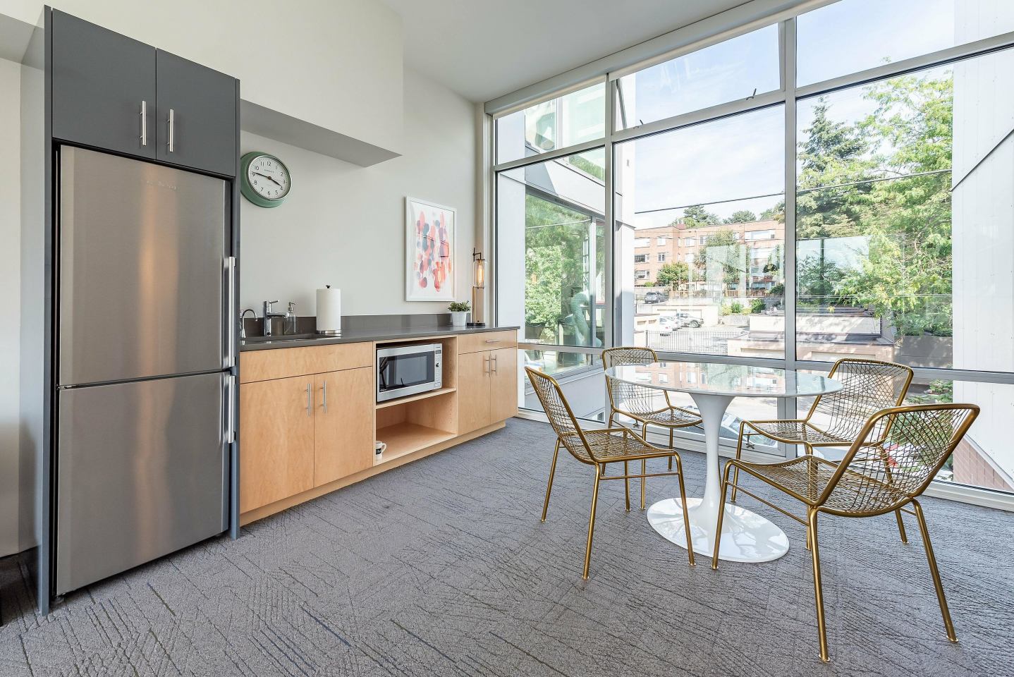 Belroy Apartments Image 3