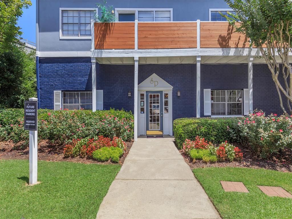 Monarch Villas Image 11