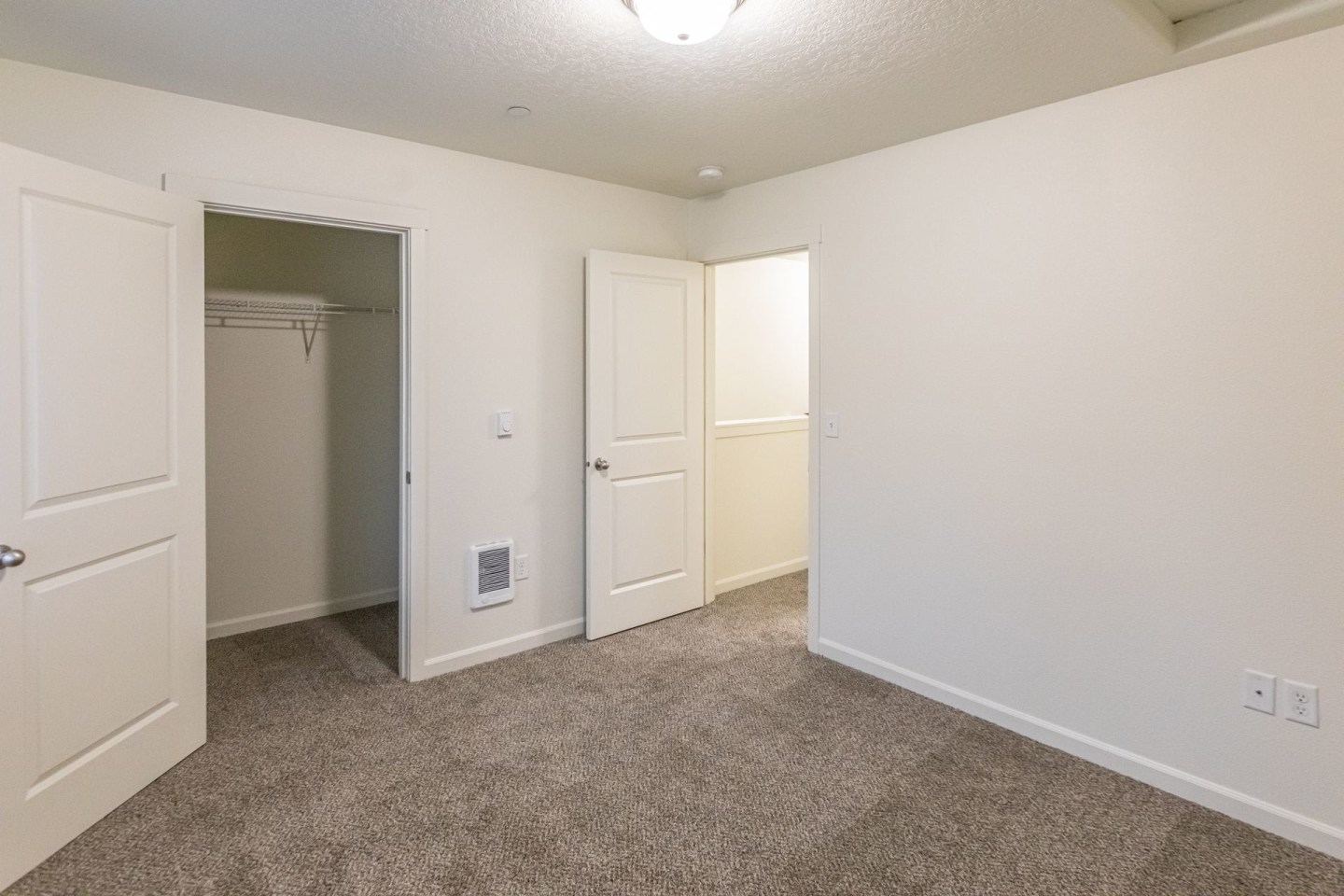 Fairview Court Townhomes Image 15