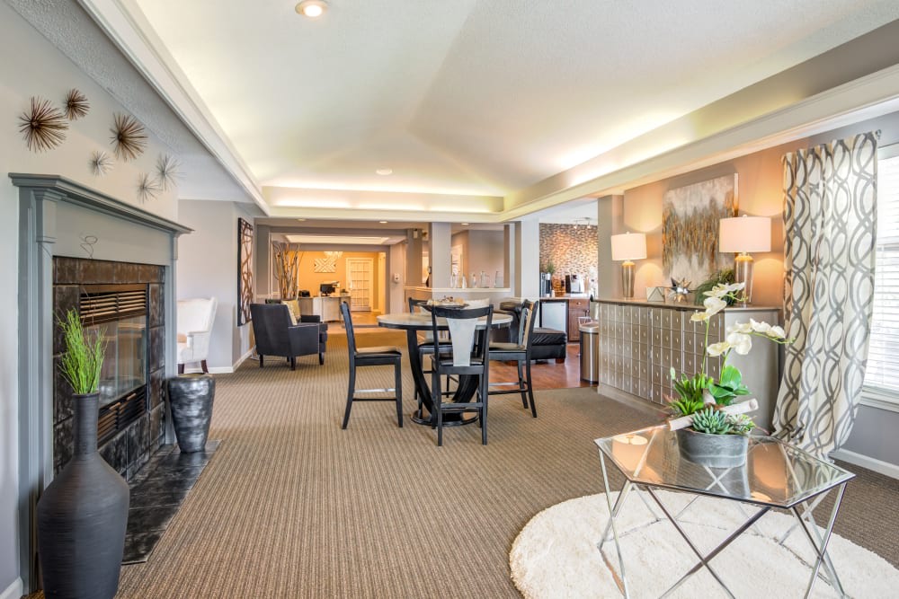 Coach House Apartments Image 10