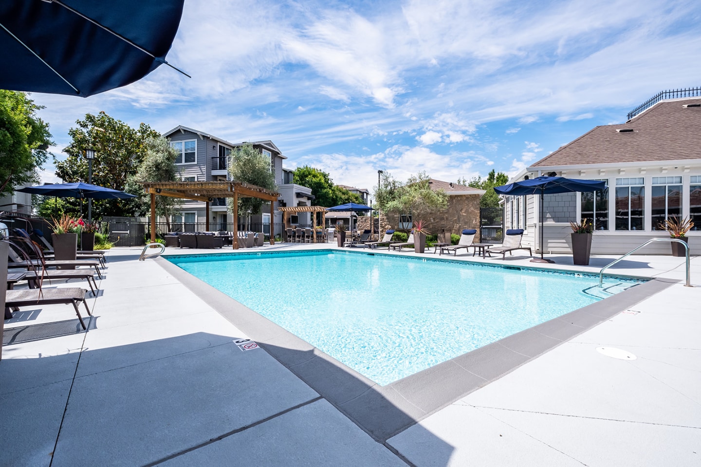Montrachet Apartment Homes Image 36