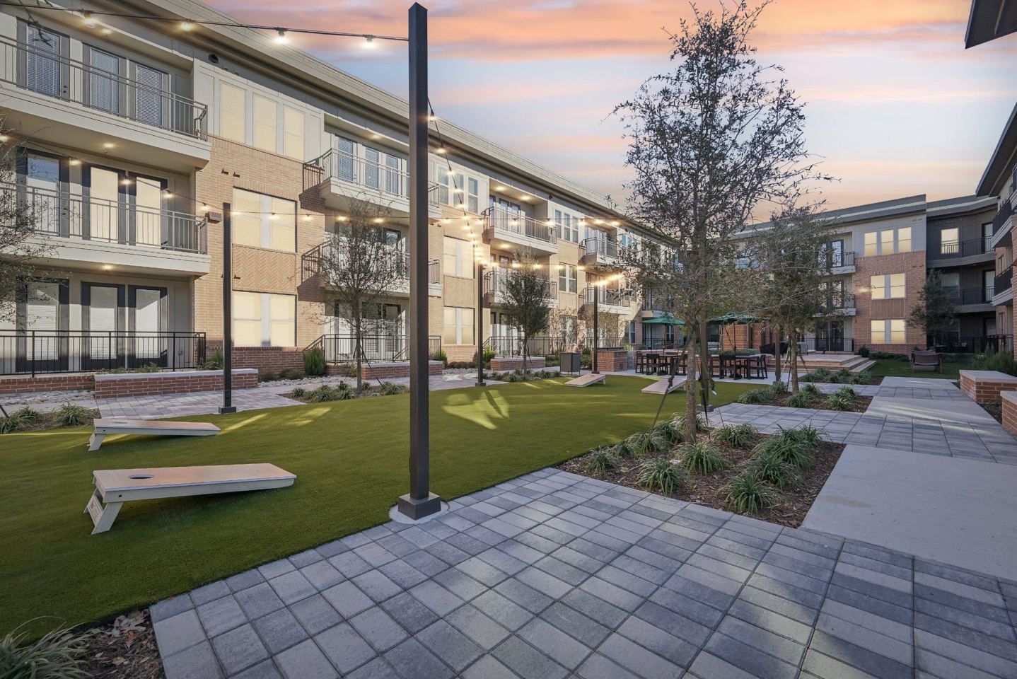 Residences at Fairview Town Center Image 31