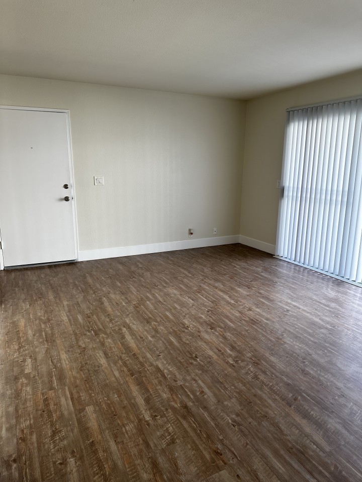 Newport Seacrest Apartments Image 10