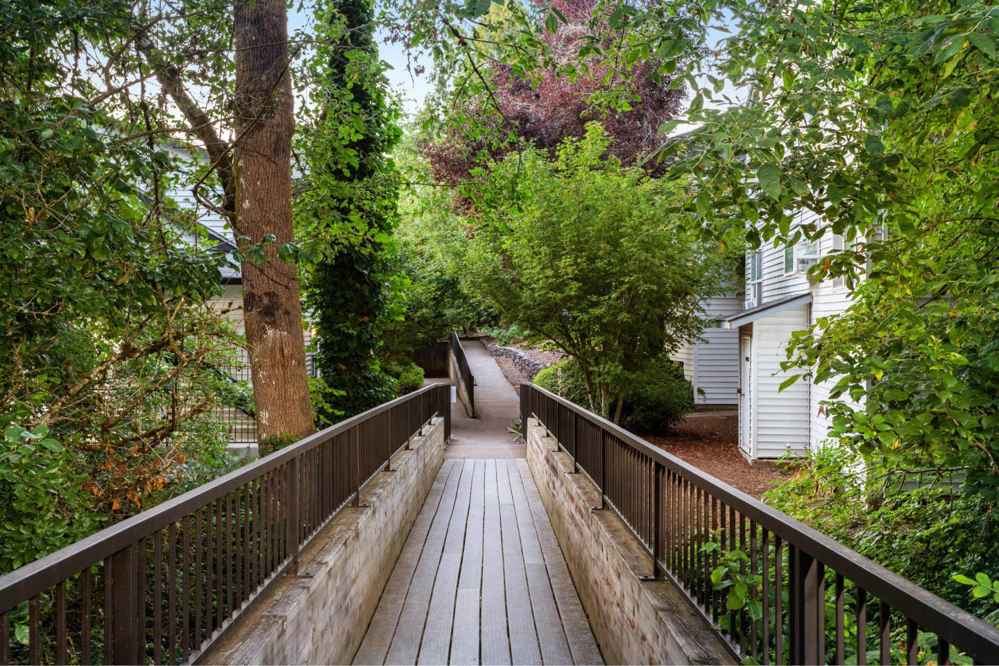 Montclair Terrace Image 9