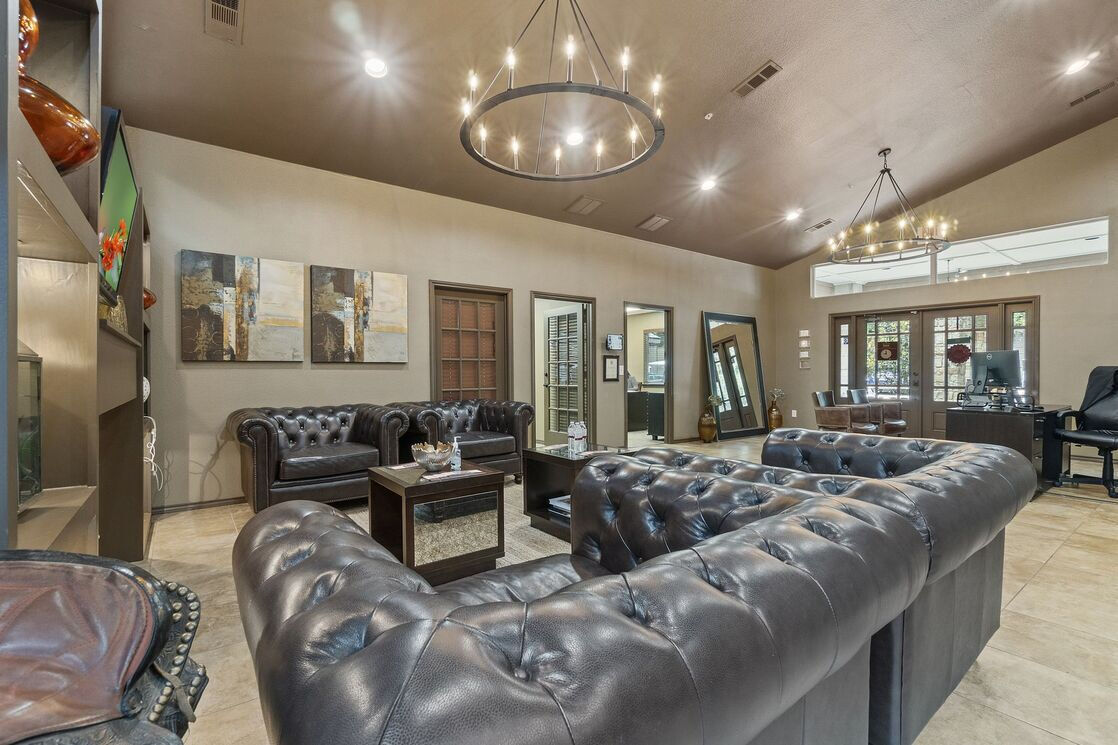 Larkin Apartment Homes Image 44