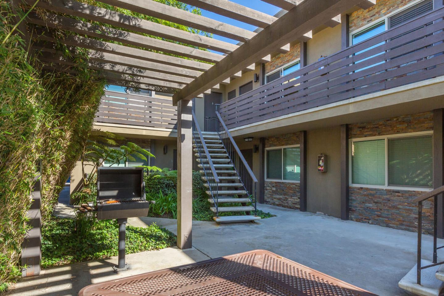 Elan Beachlofts Image 2